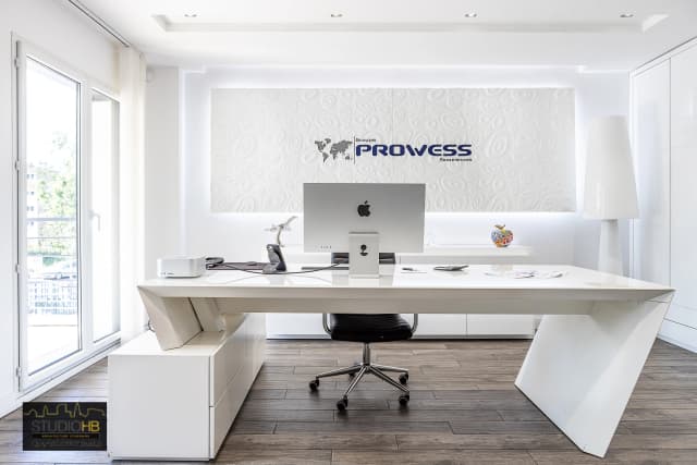 Conception et fabrication de mobilier media 10