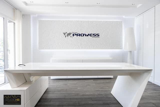 Conception et fabrication de mobilier media 9