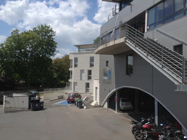 Ecole de Design et cafétéria media 14