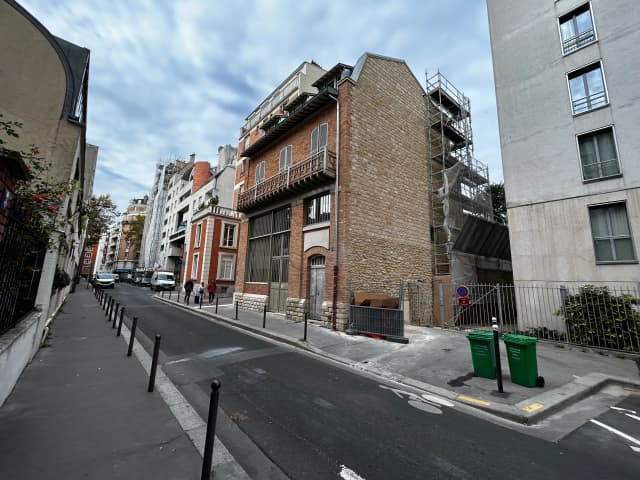 Réhabilitation d'un espace industriel en bureau de chirurgie esthétique media 11