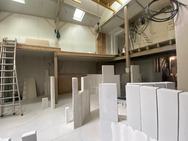 Réhabilitation d'un espace industriel en bureau de chirurgie esthétique media 5