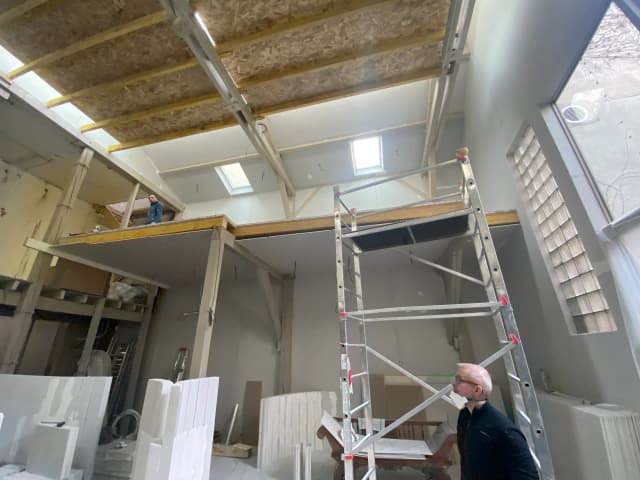 Réhabilitation d'un espace industriel en bureau de chirurgie esthétique media 8