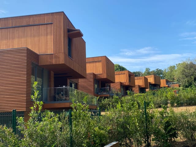 Programme Vert Bois 8 maisons individuelles media 44